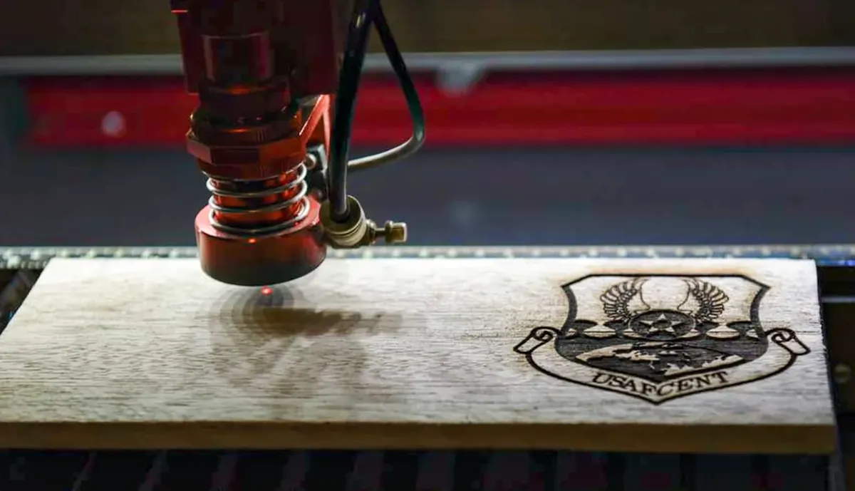 Grabado láser en madera