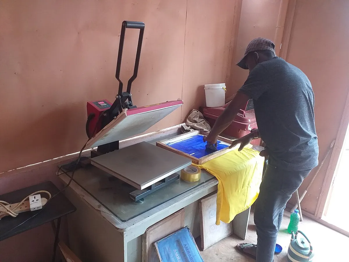 Plancha térmica para transferir DTF